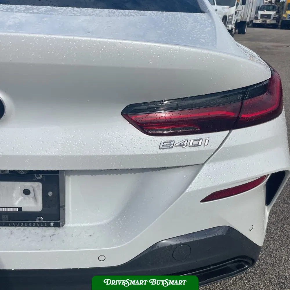 2023 BMW 8-Series 840i Grn Coupe