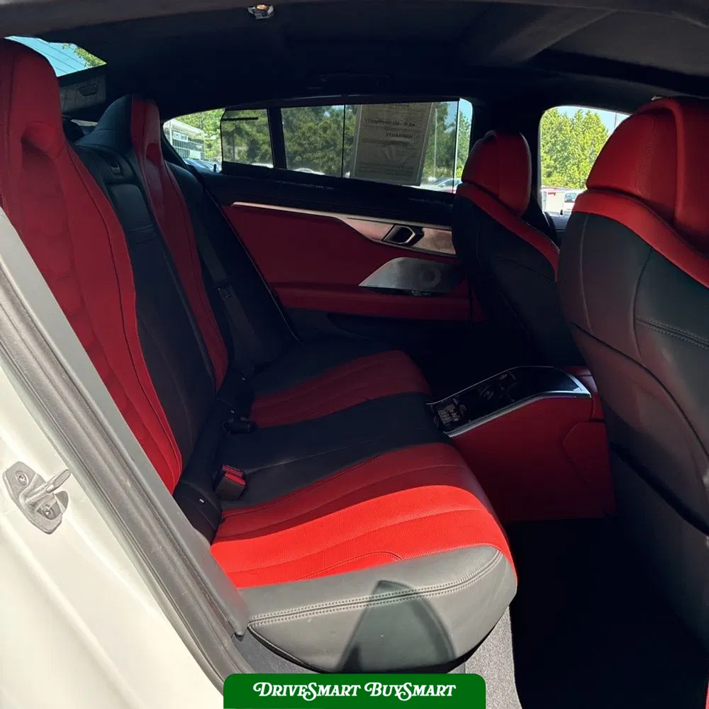 2024 BMW 8-Series M850xi