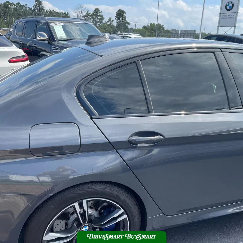 2022 BMW M5 Base