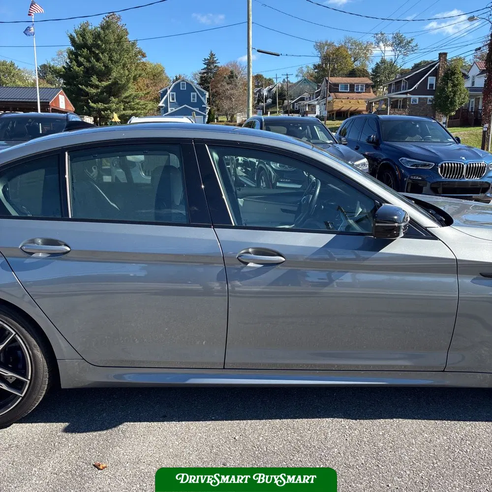 2023 BMW M5