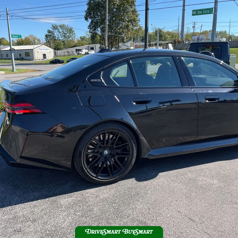 2025 BMW M5 Base