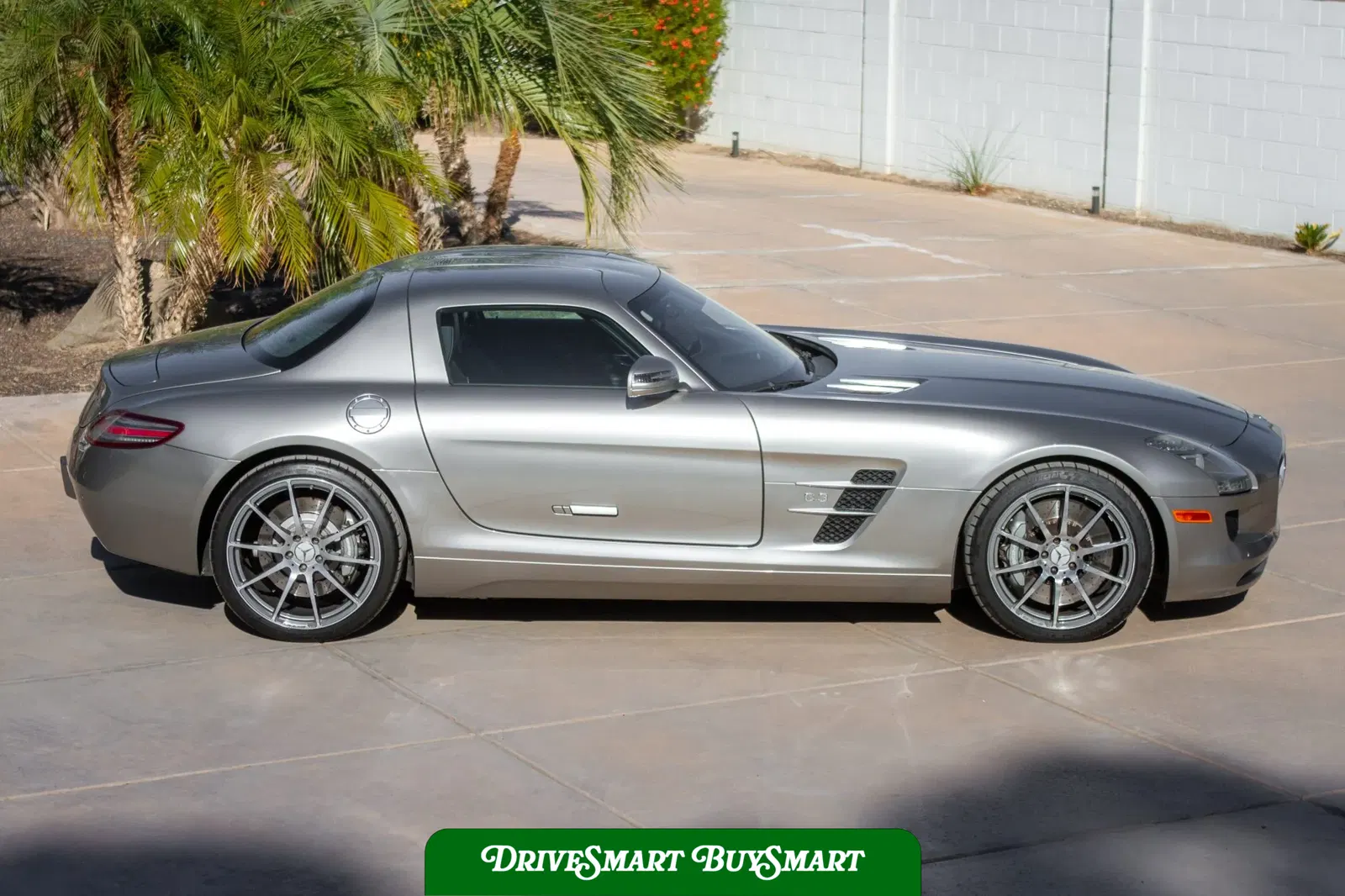 2011 Mercedes-Benz SLS AMG