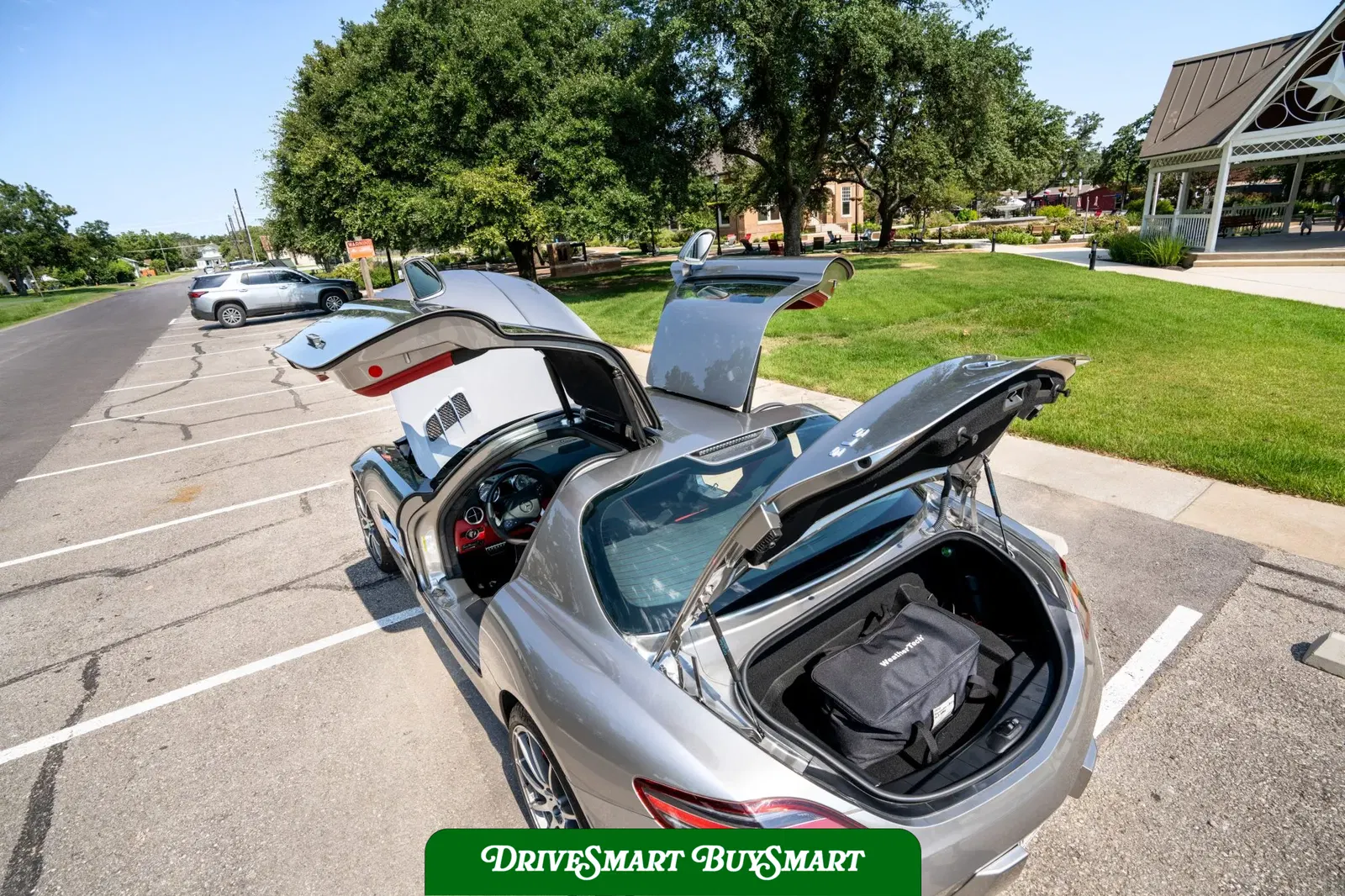 2012 Mercedes-Benz SLS AMG