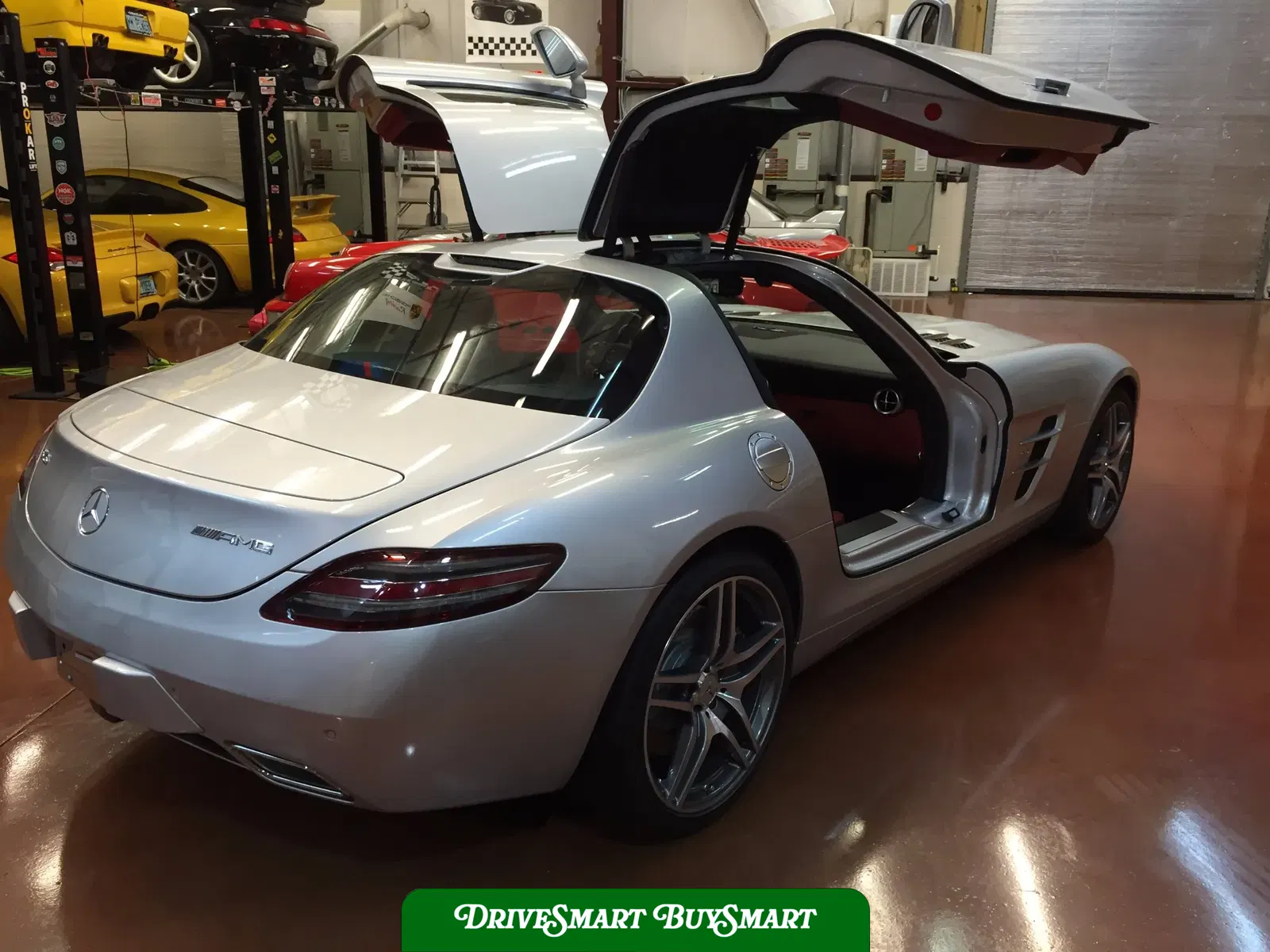 2011 Mercedes-Benz SLS AMG
