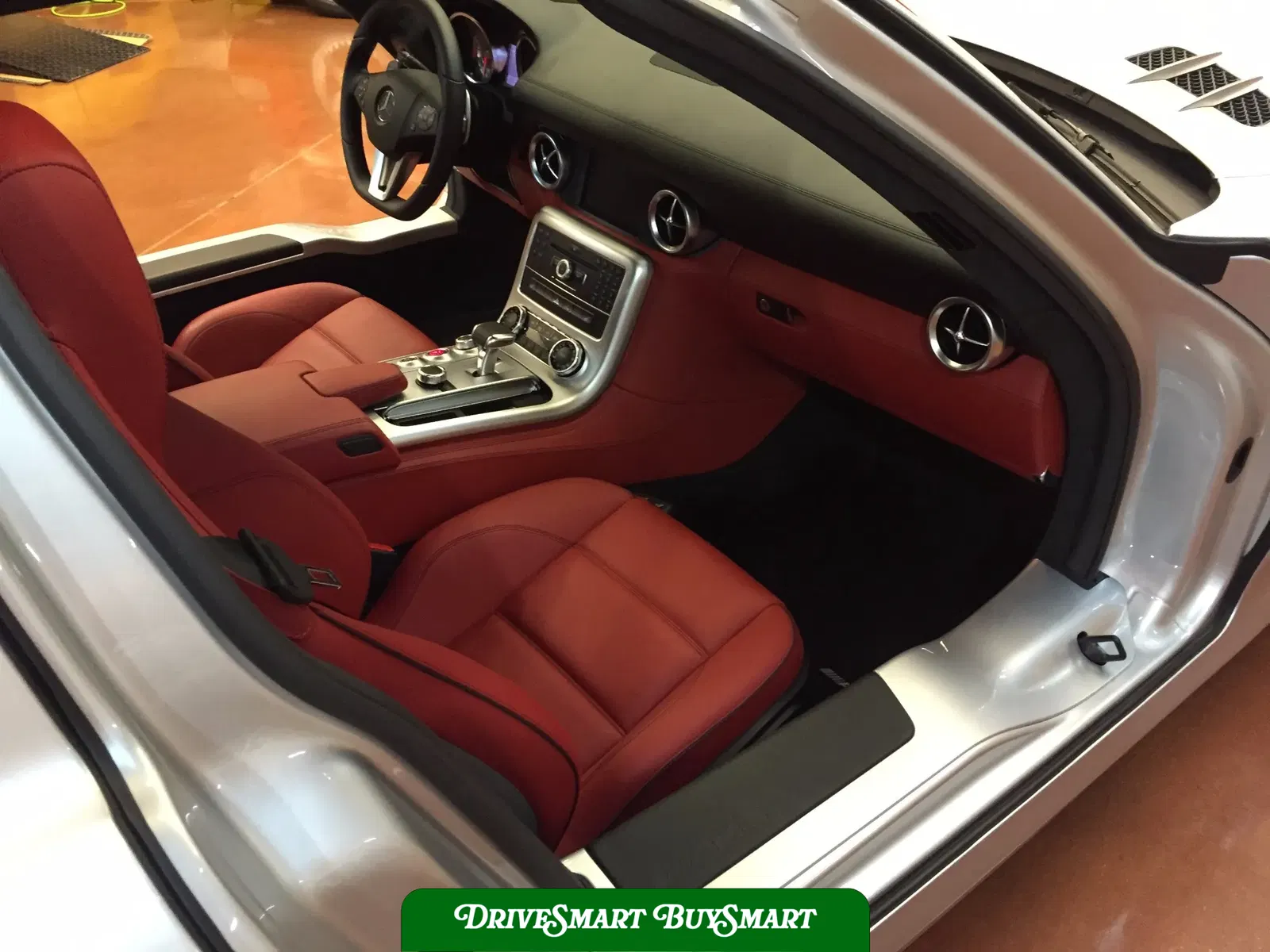 2011 Mercedes-Benz SLS AMG
