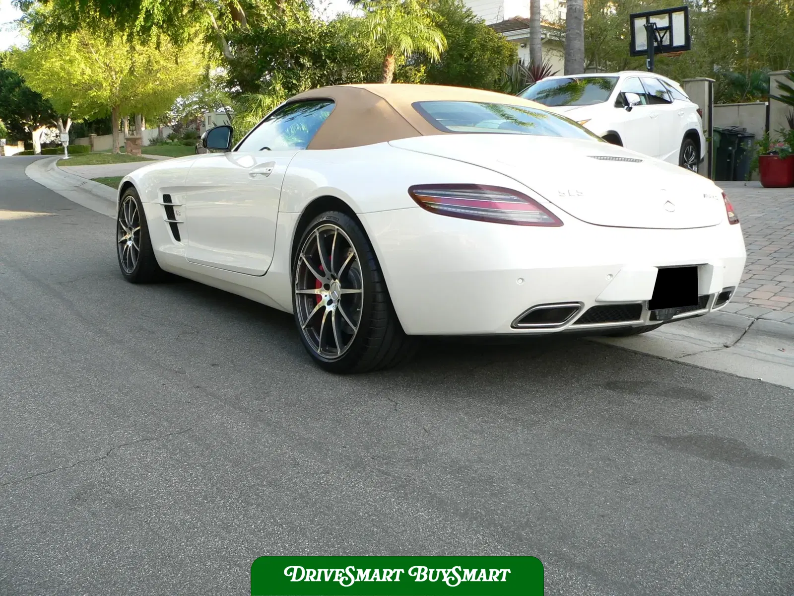 2012 Mercedes-Benz SLS AMG Roadster