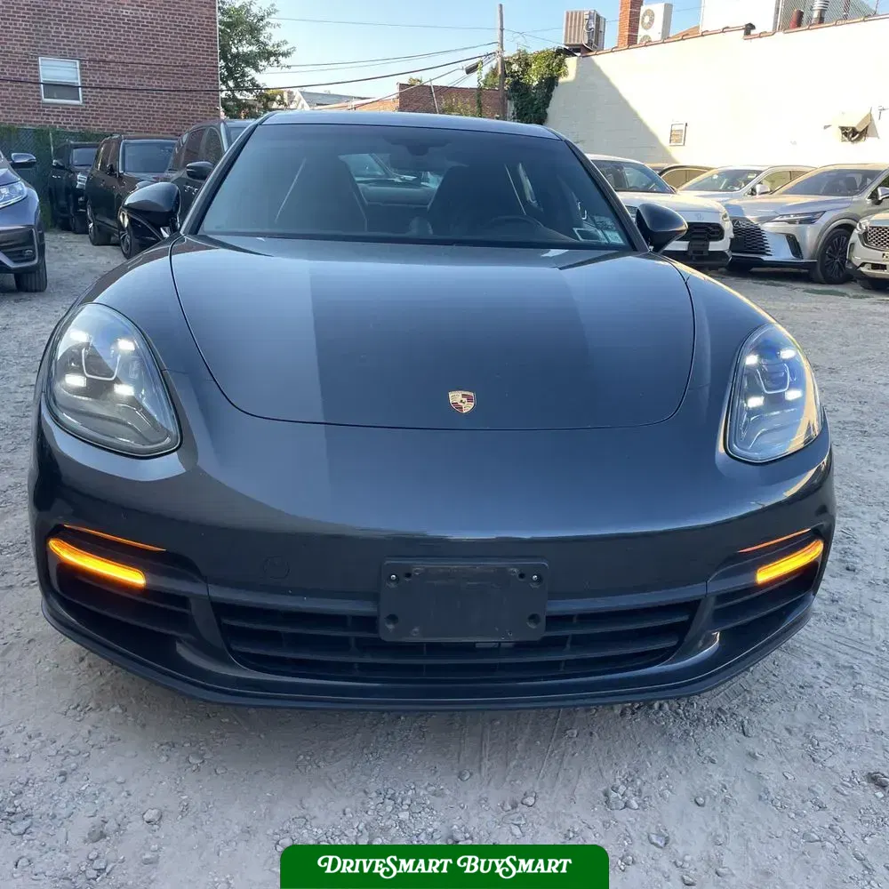 2018 Porsche Panamera 4
