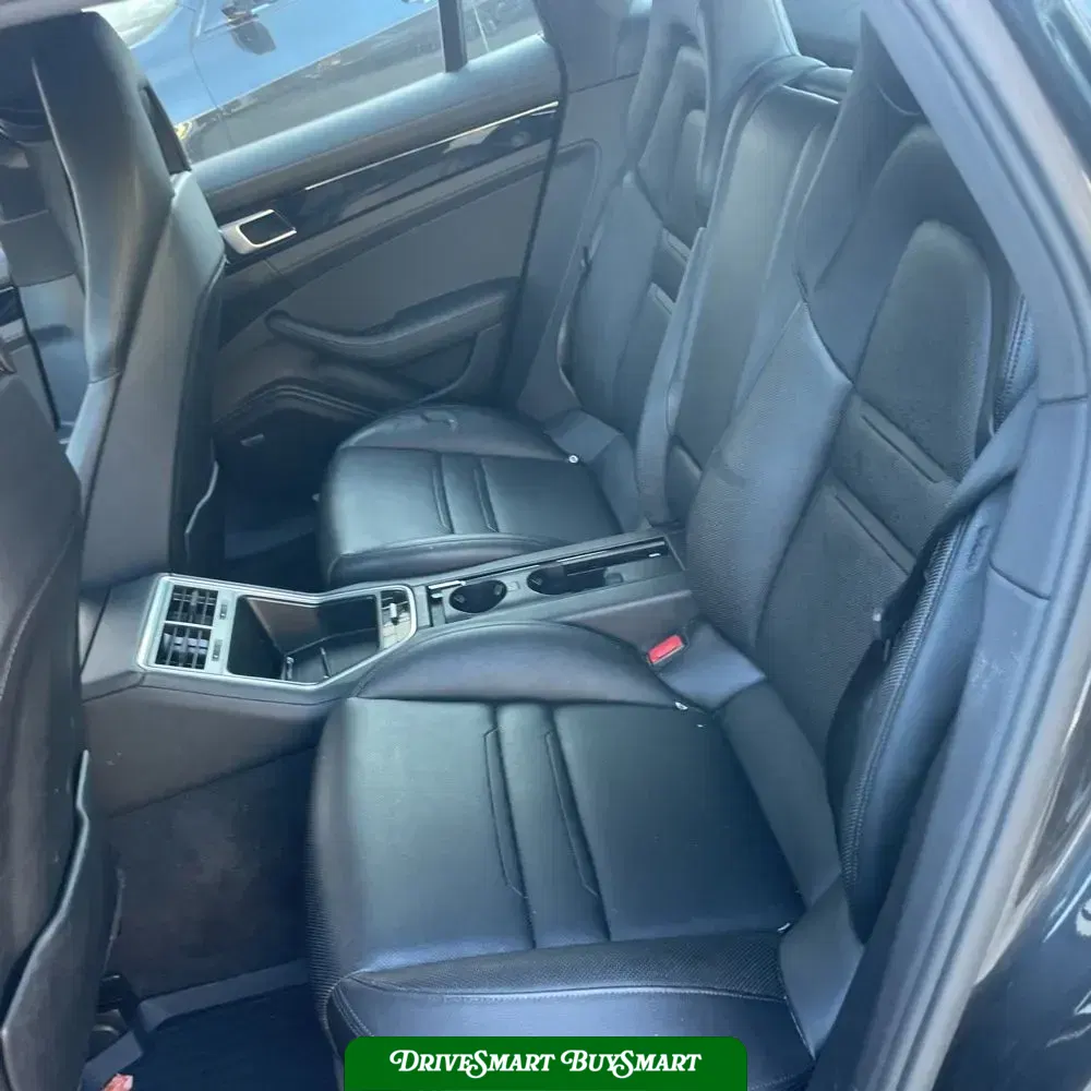 2018 Porsche Panamera 4