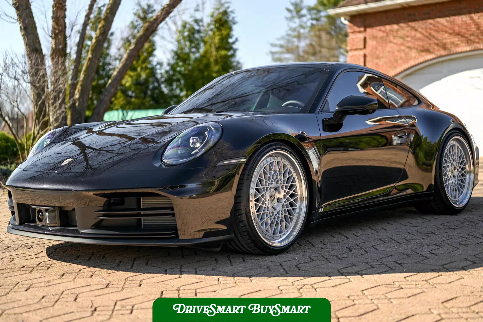 2025 Porsche 911 Carrera