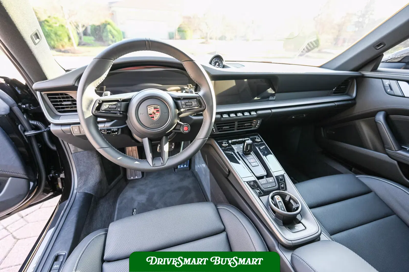 2025 Porsche 911 Carrera