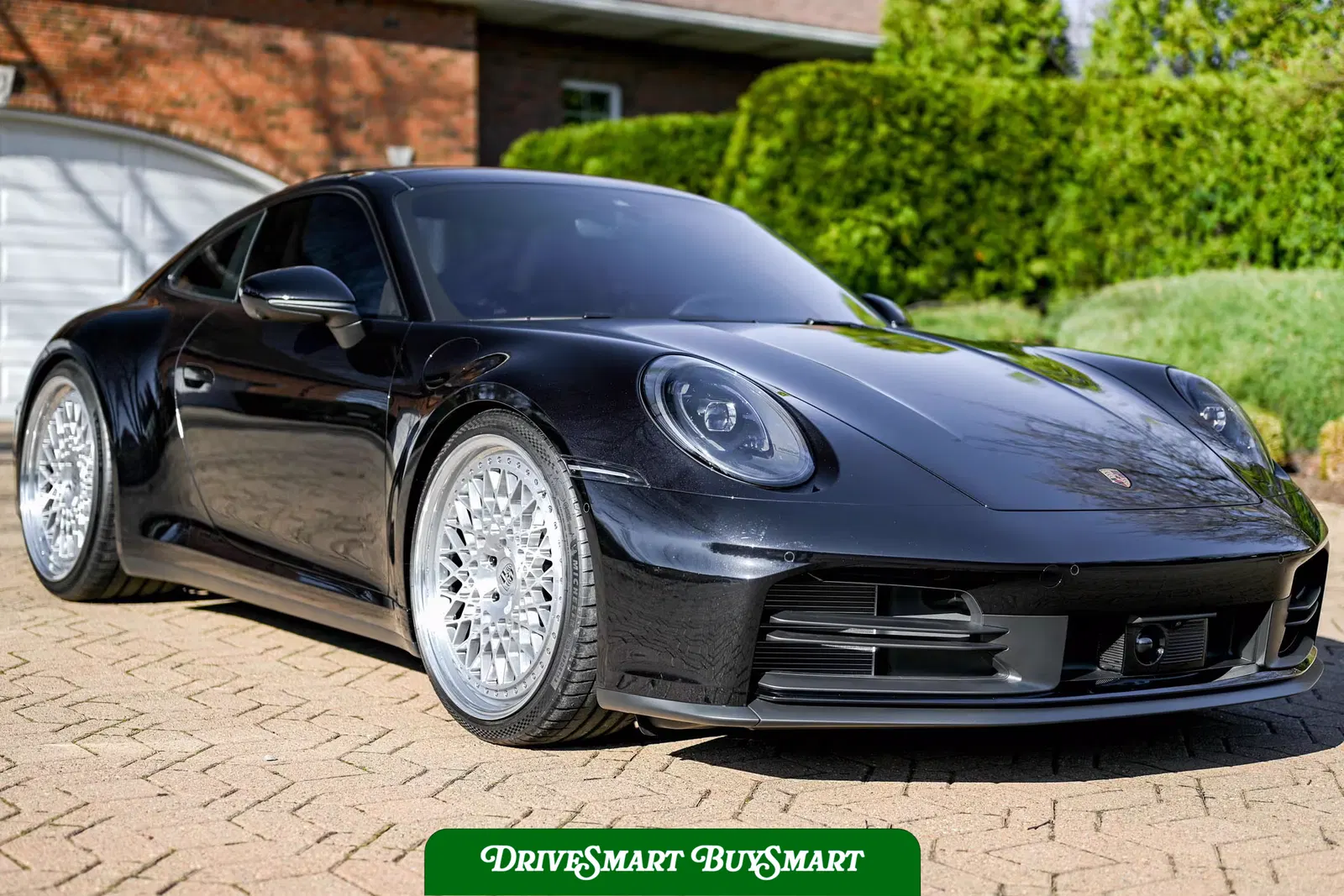 2025 Porsche 911 Carrera