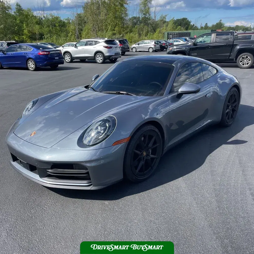 2025 Porsche 911 Carrera
