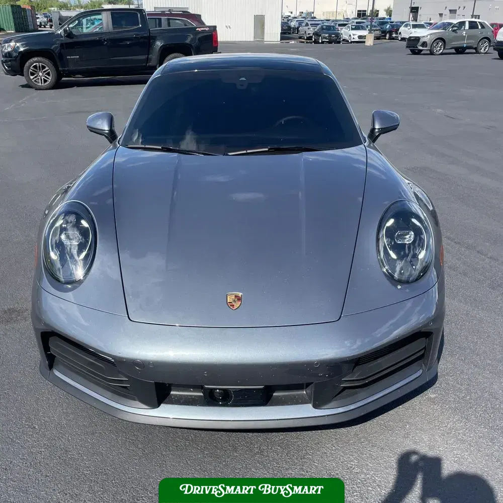 2025 Porsche 911 Carrera