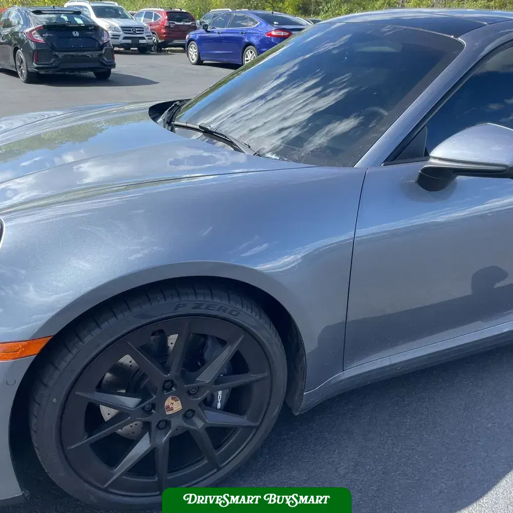 2025 Porsche 911 Carrera
