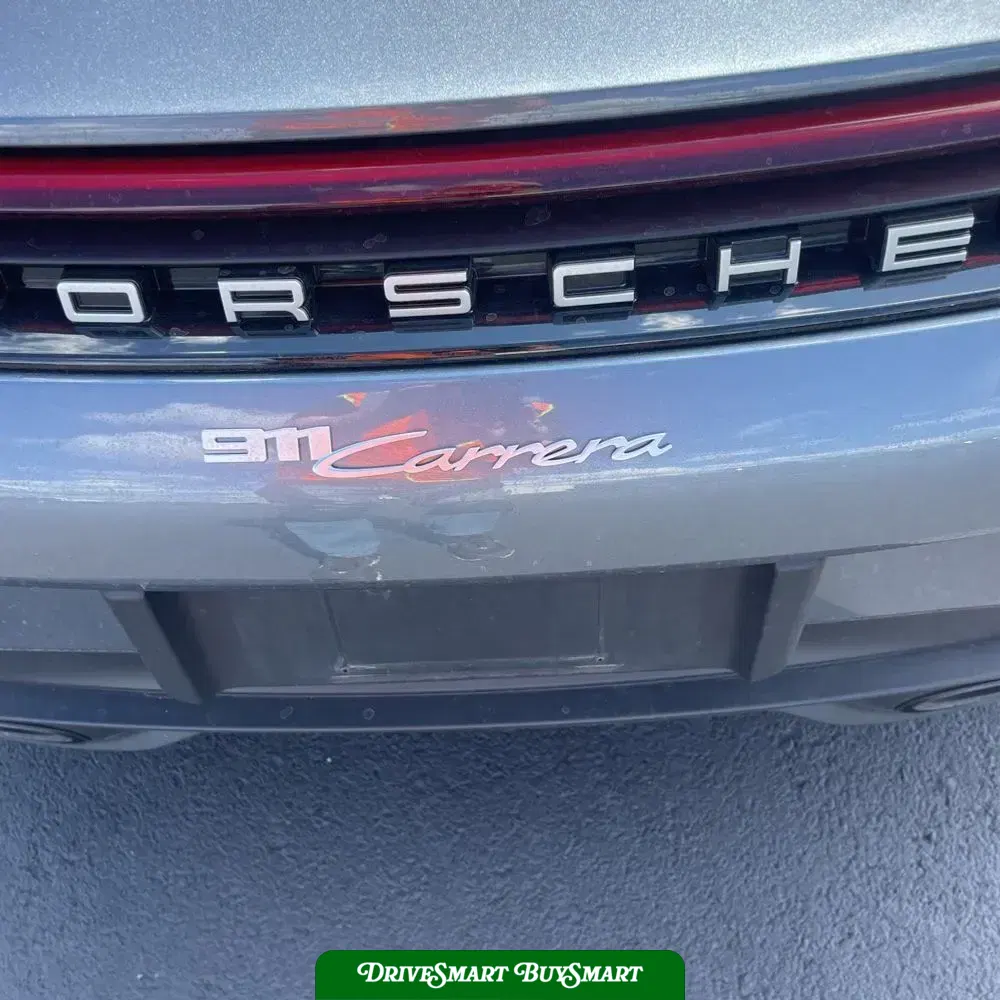 2025 Porsche 911 Carrera