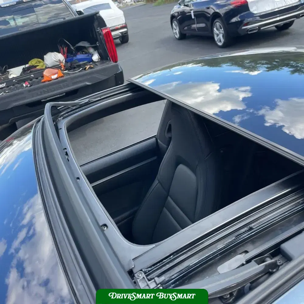 2025 Porsche 911 Carrera