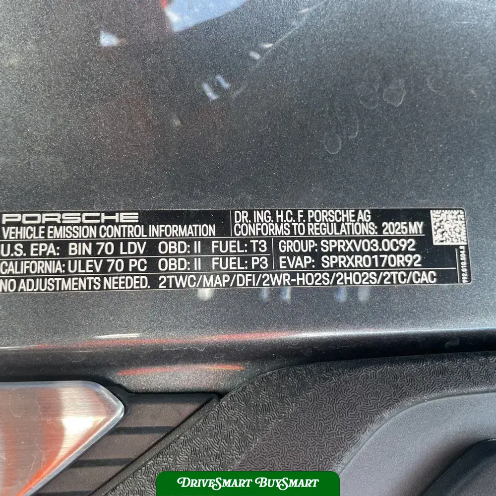 2025 Porsche 911 Carrera