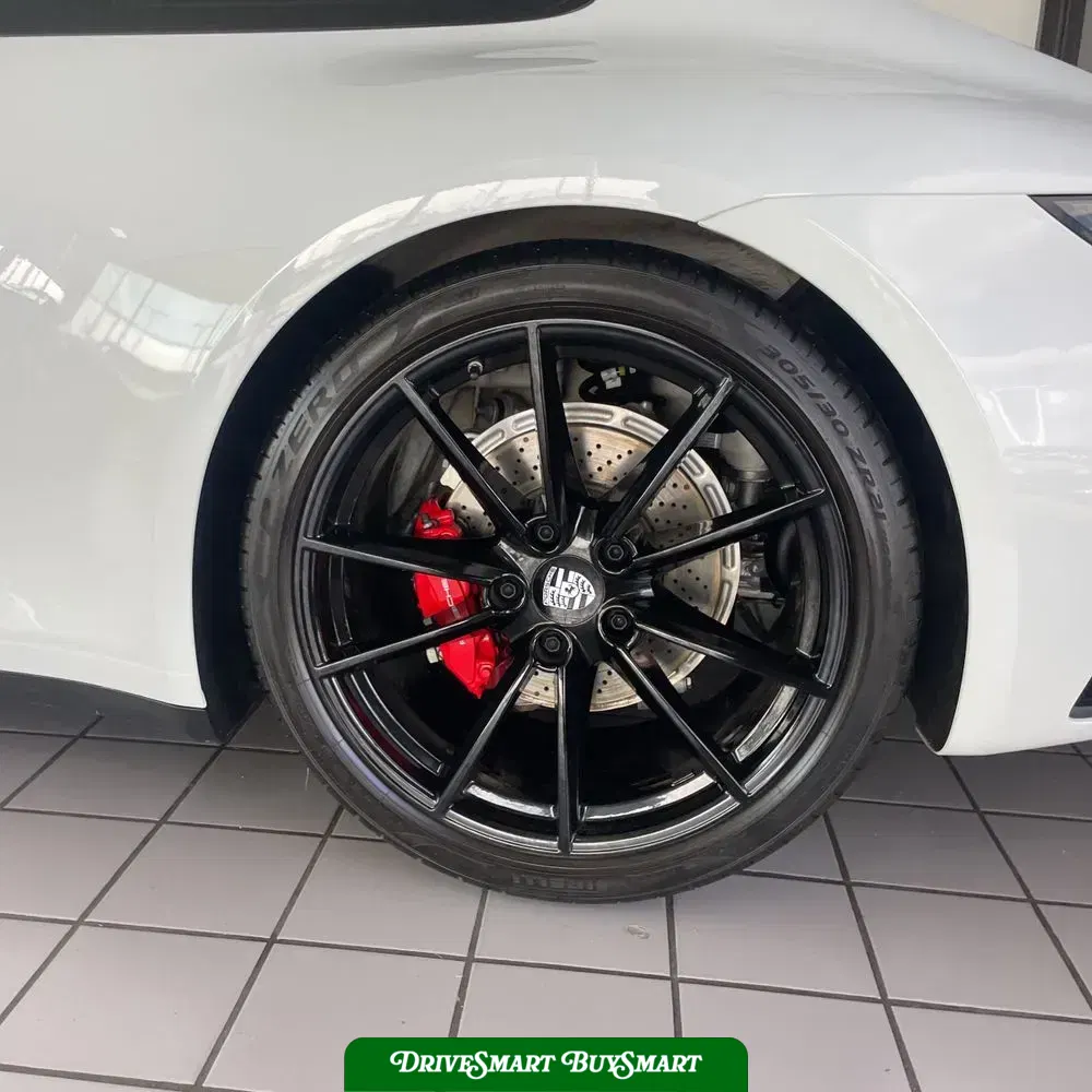 2024 Porsche 911 Carrera