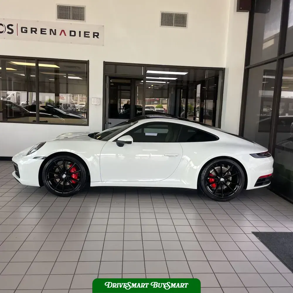 2024 Porsche 911 Carrera