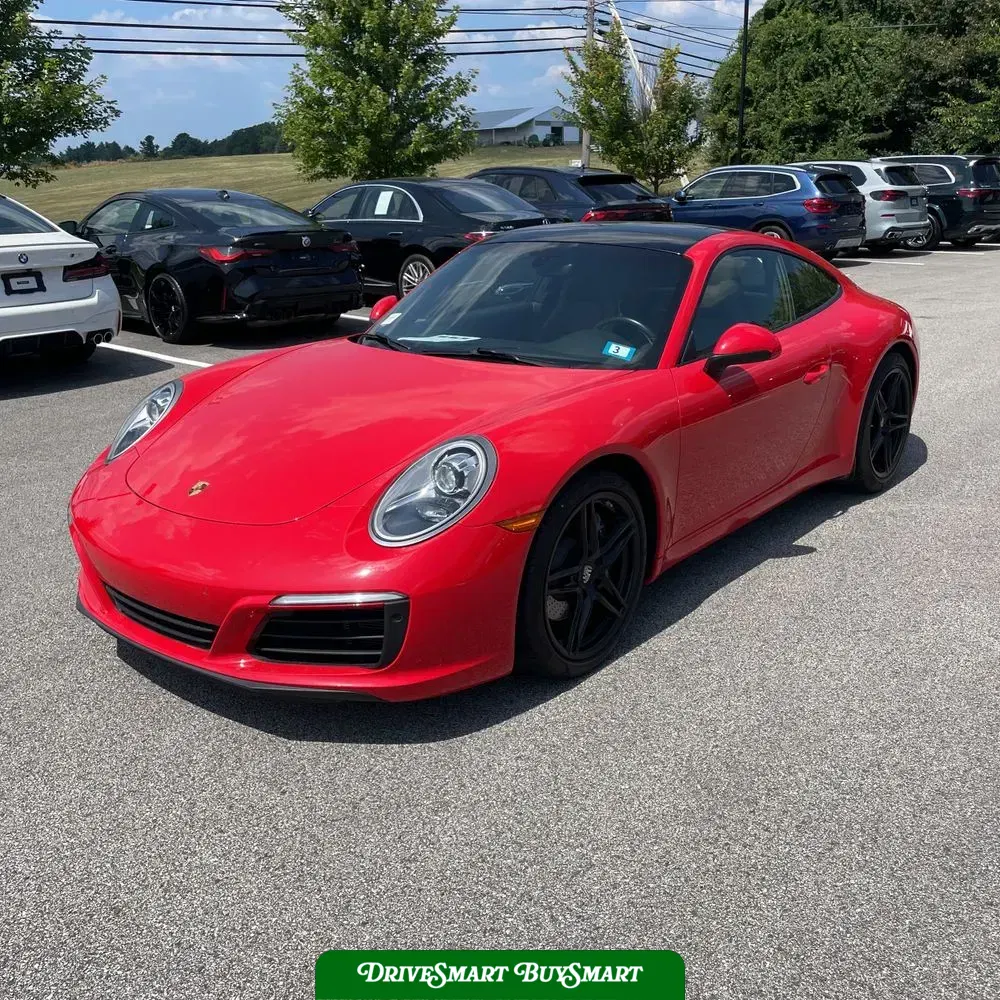 2019 Porsche 911 Carrera