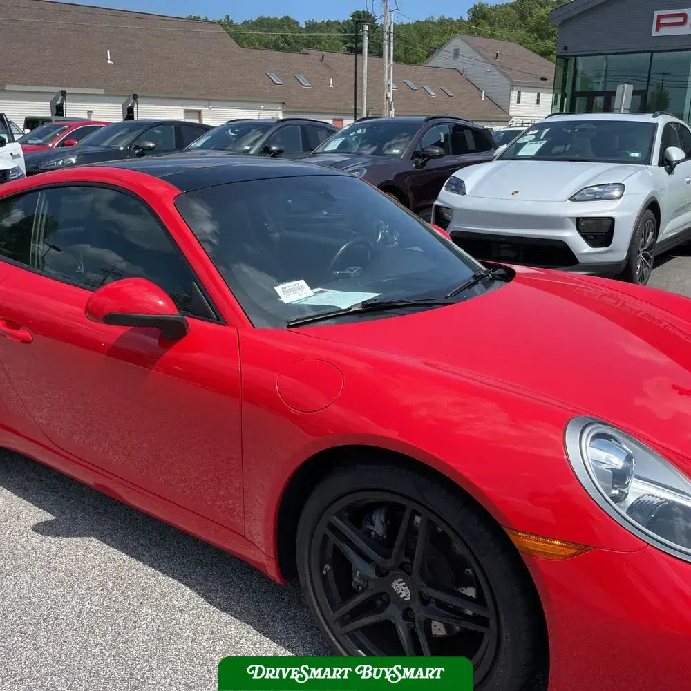 2019 Porsche 911 Carrera