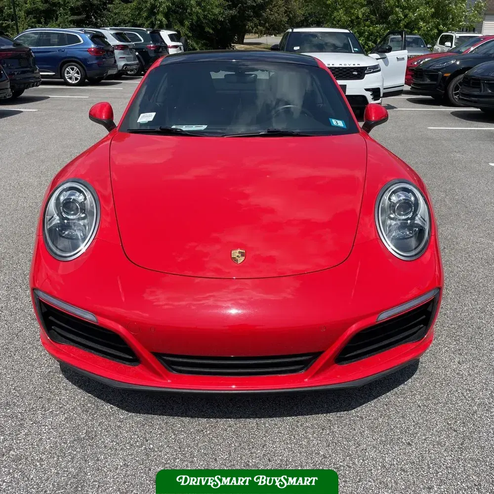 2019 Porsche 911 Carrera