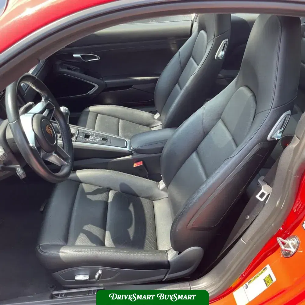 2019 Porsche 911 Carrera