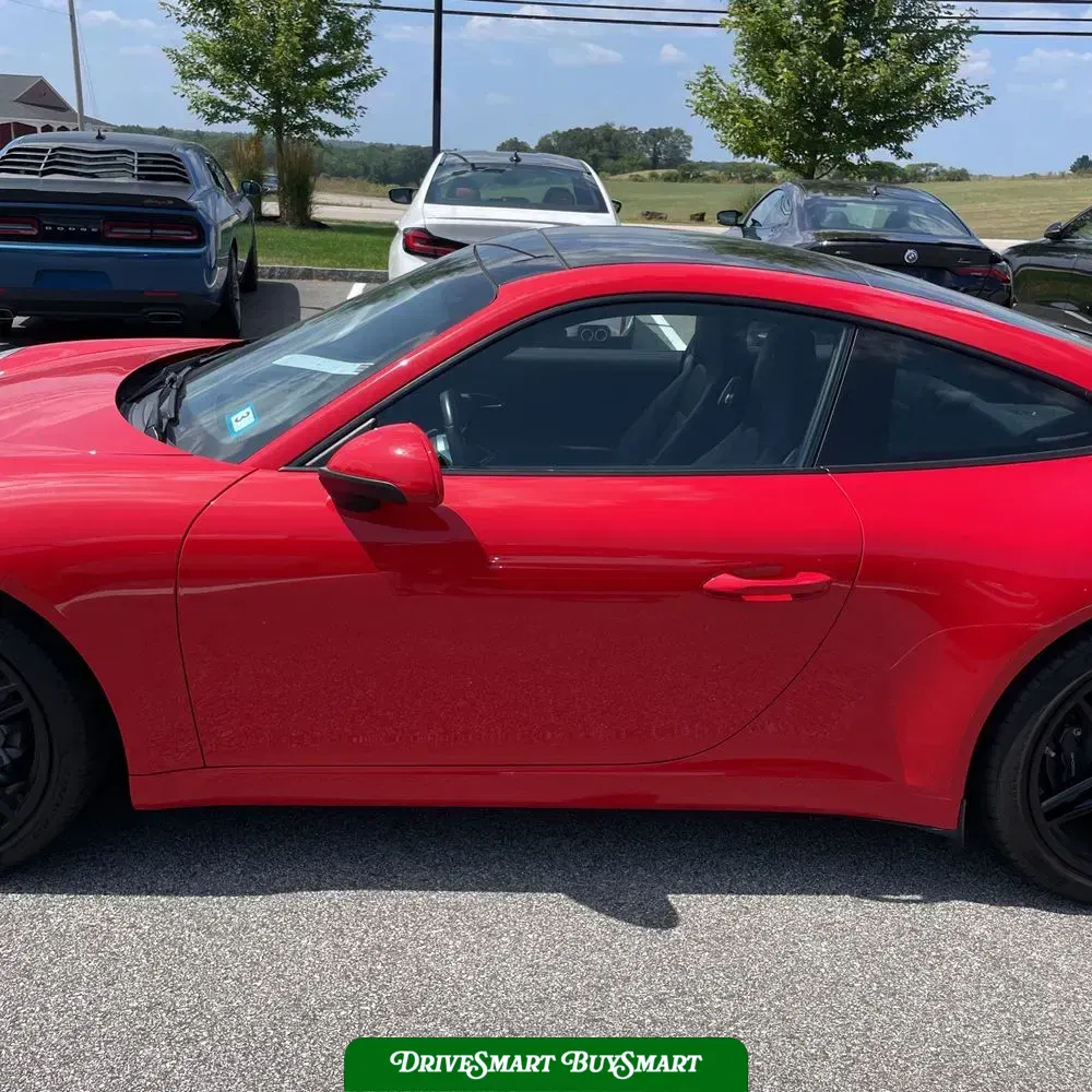 2019 Porsche 911 Carrera