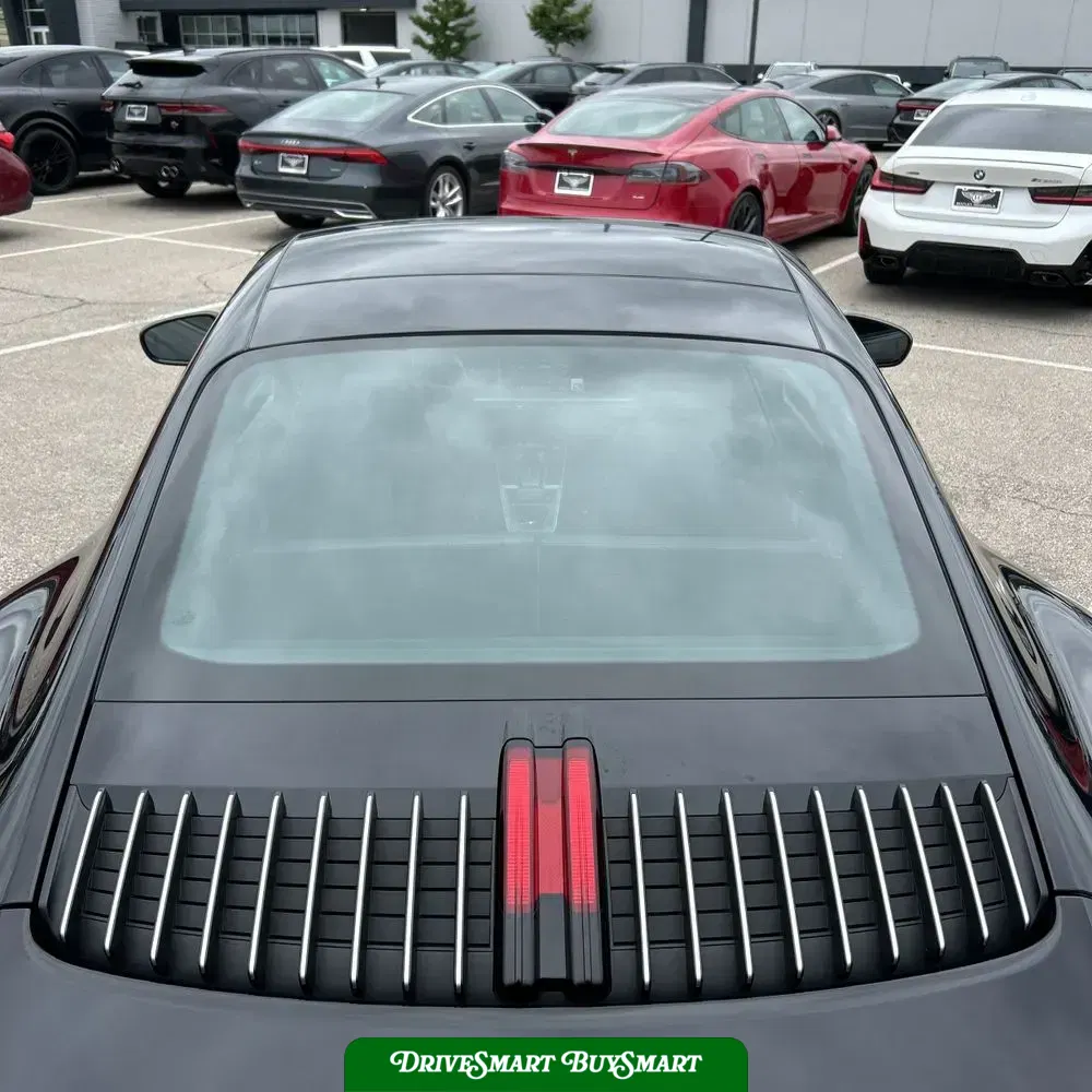 2020 Porsche 911 Carrera 4