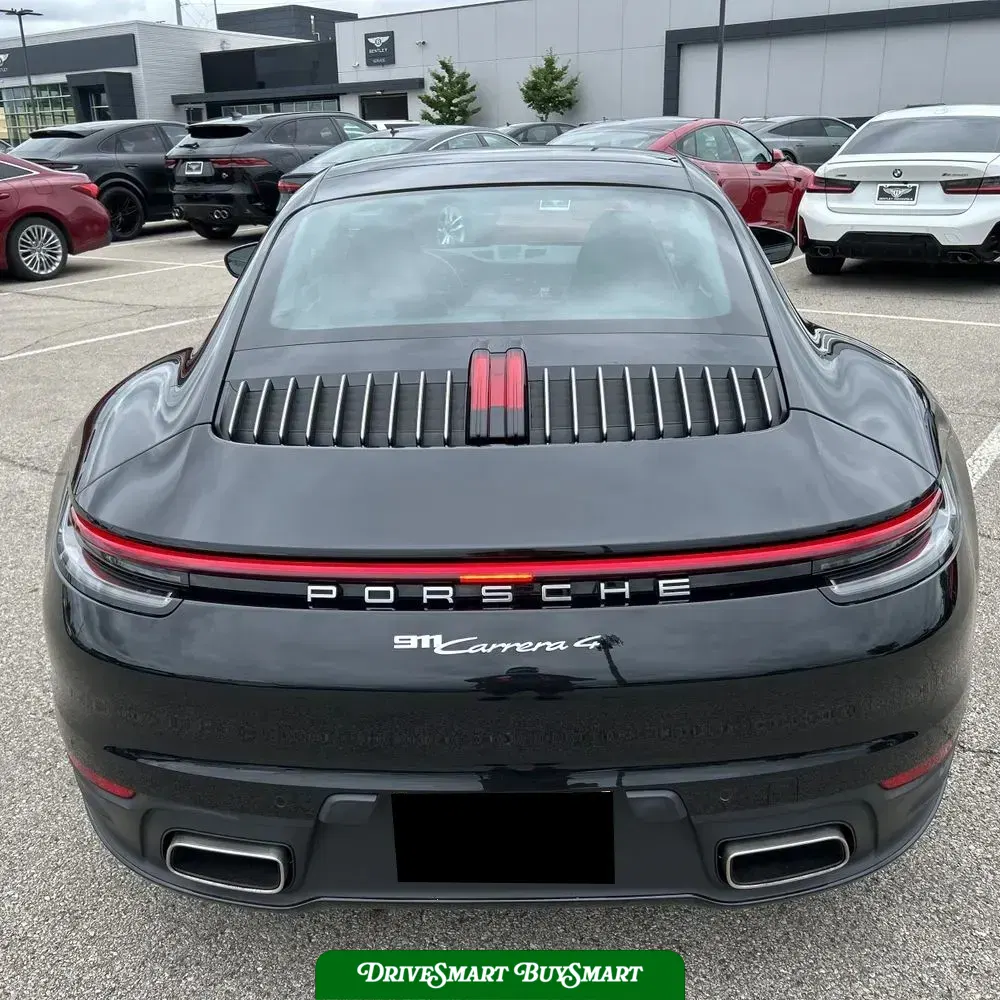 2020 Porsche 911 Carrera 4