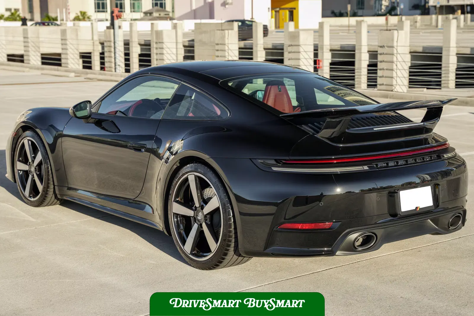 2025 Porsche 911 Carrera