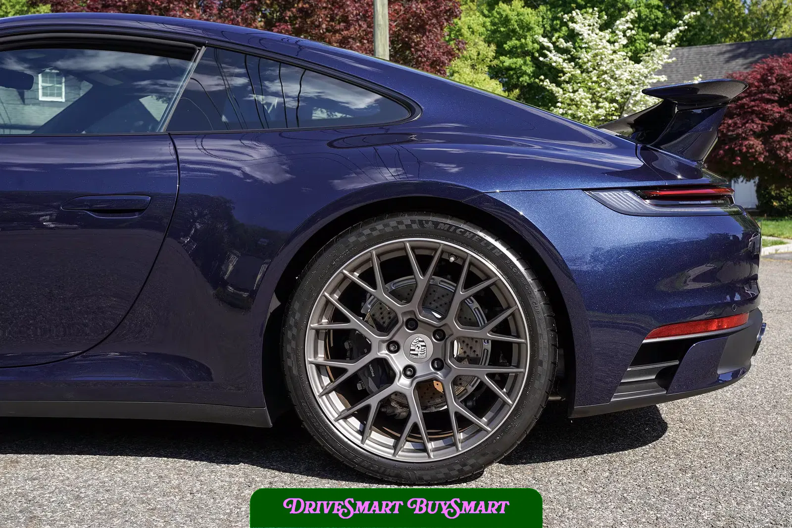 2021 Porsche 911 Carrera