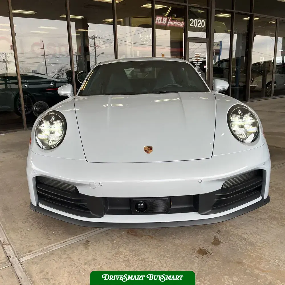 2025 Porsche 911 Carrera
