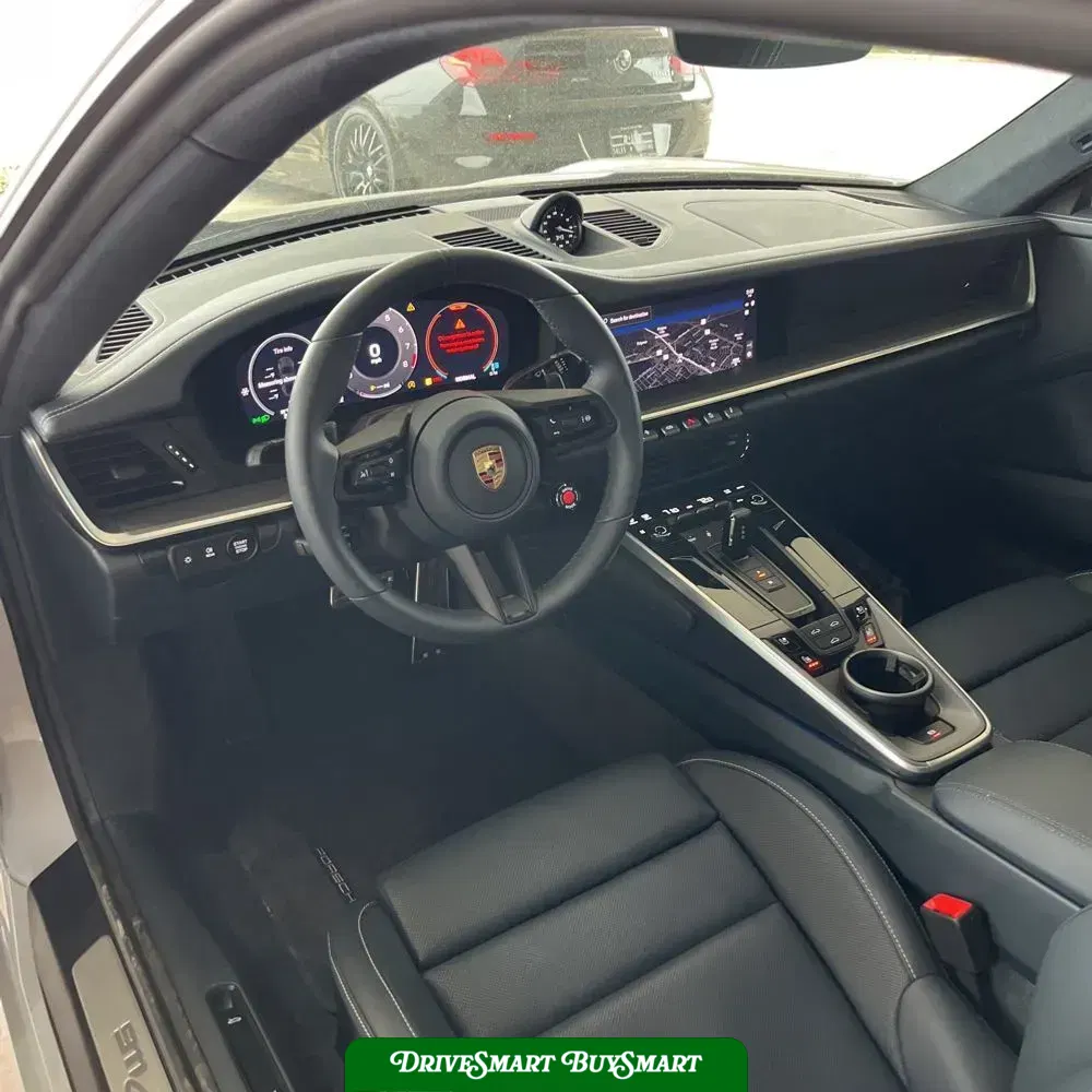2025 Porsche 911 Carrera
