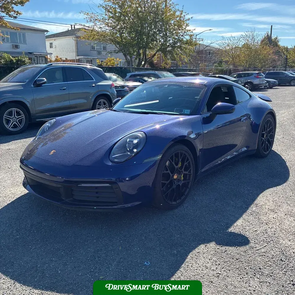 2020 Porsche 911 Carrera