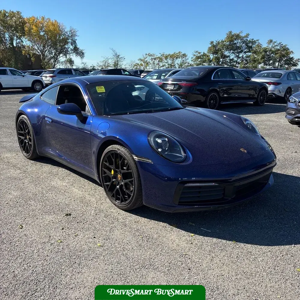 2020 Porsche 911 Carrera