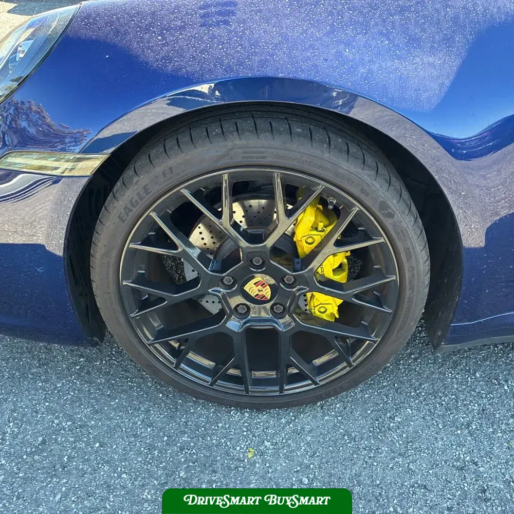 2020 Porsche 911 Carrera