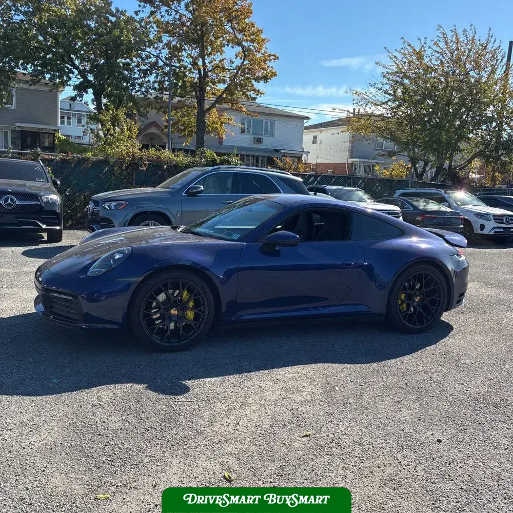 2020 Porsche 911 Carrera