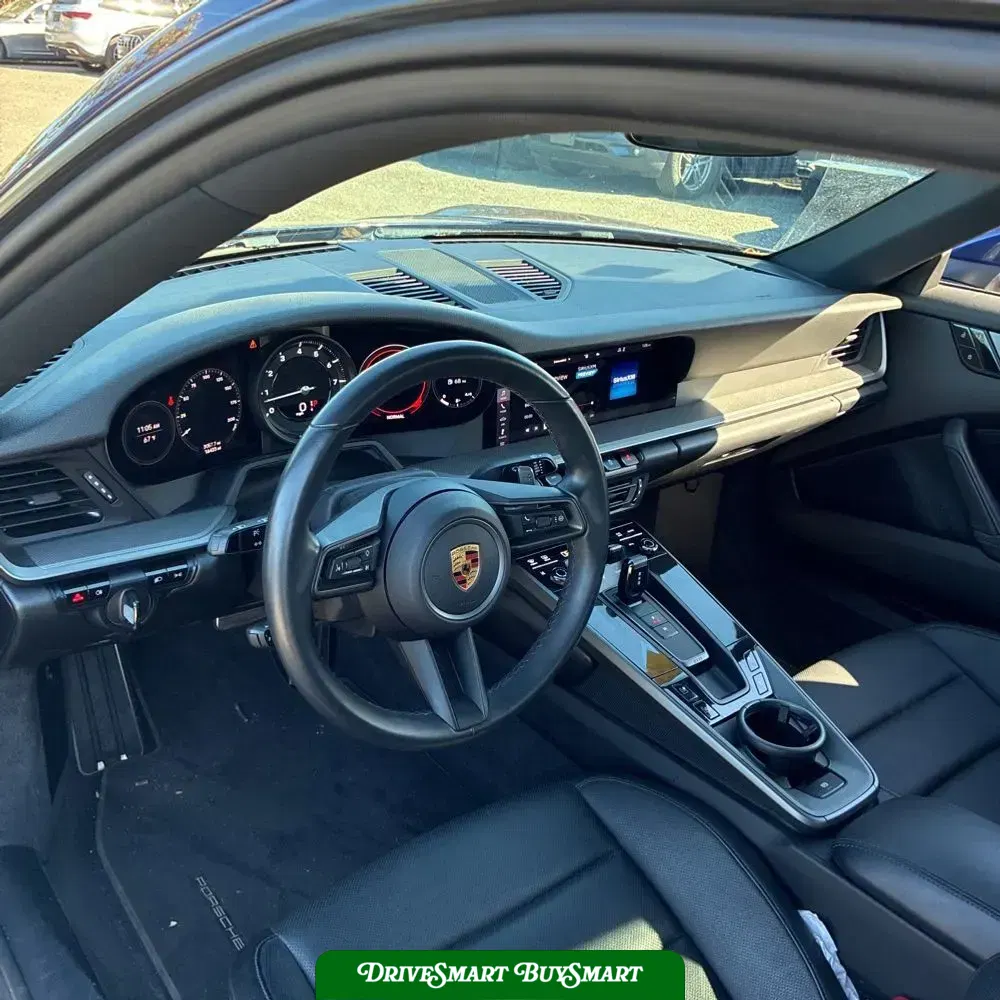 2020 Porsche 911 Carrera