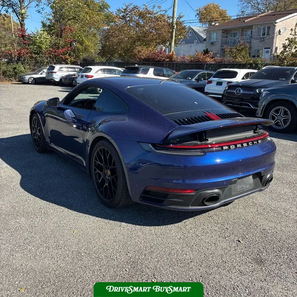 2020 Porsche 911 Carrera