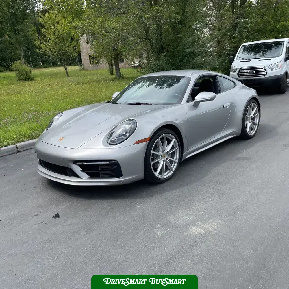 2021 Porsche 911 Carrera