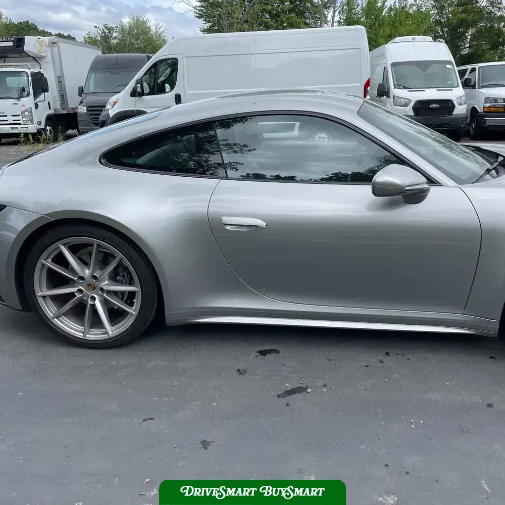 2021 Porsche 911 Carrera