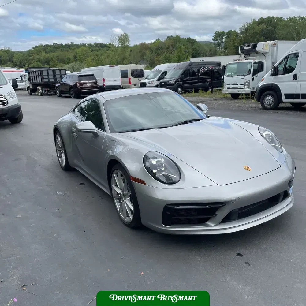 2021 Porsche 911 Carrera