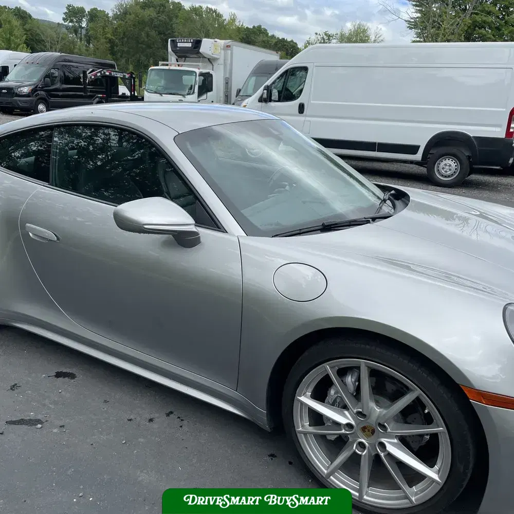 2021 Porsche 911 Carrera