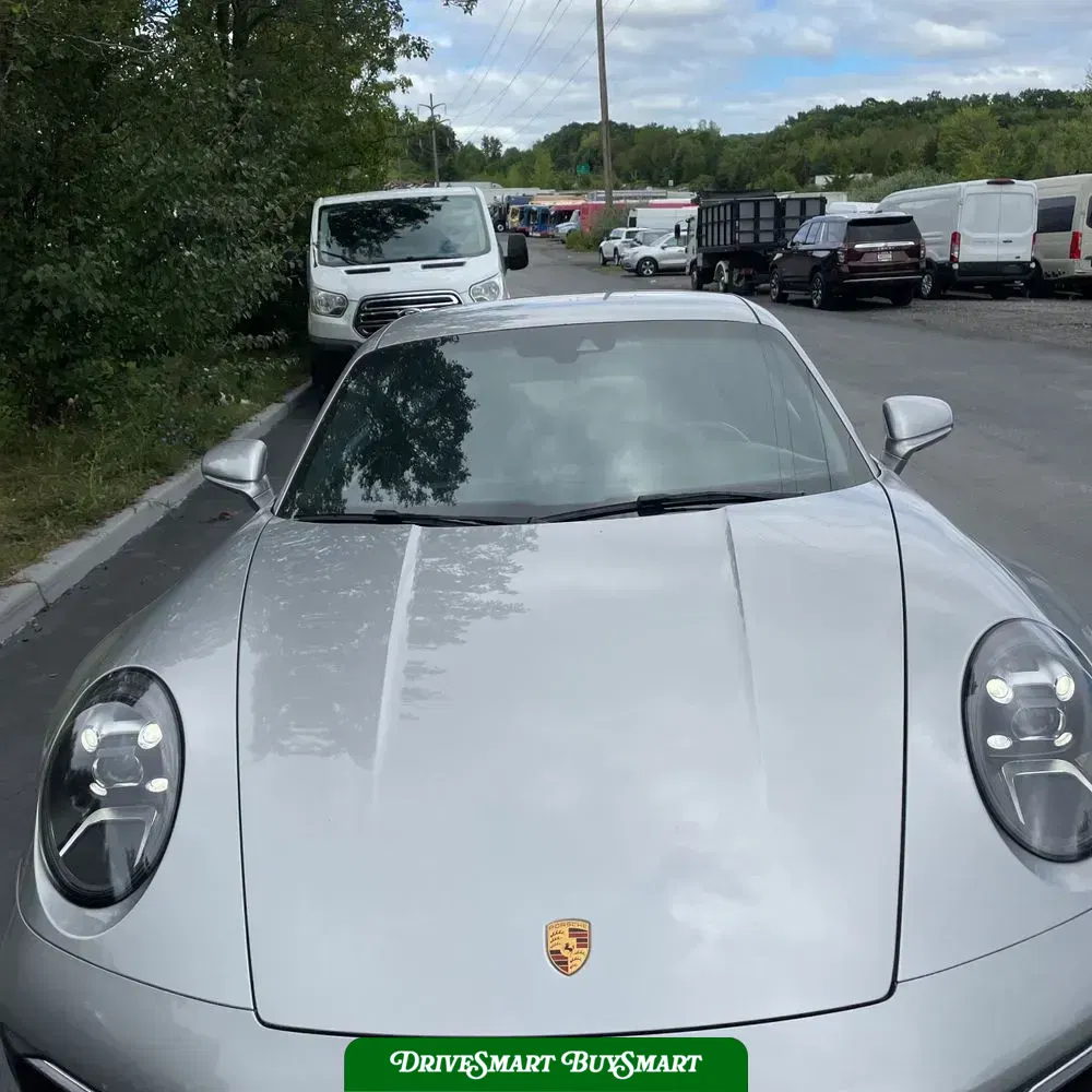2021 Porsche 911 Carrera