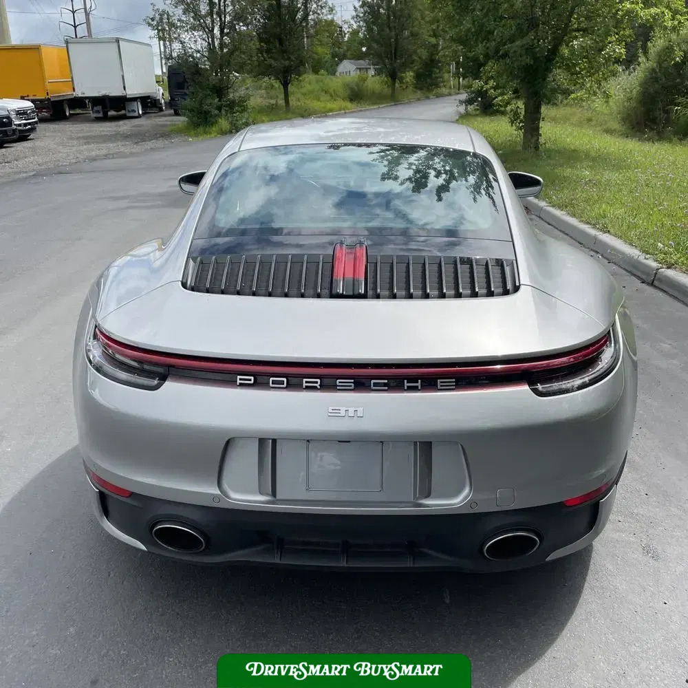 2021 Porsche 911 Carrera