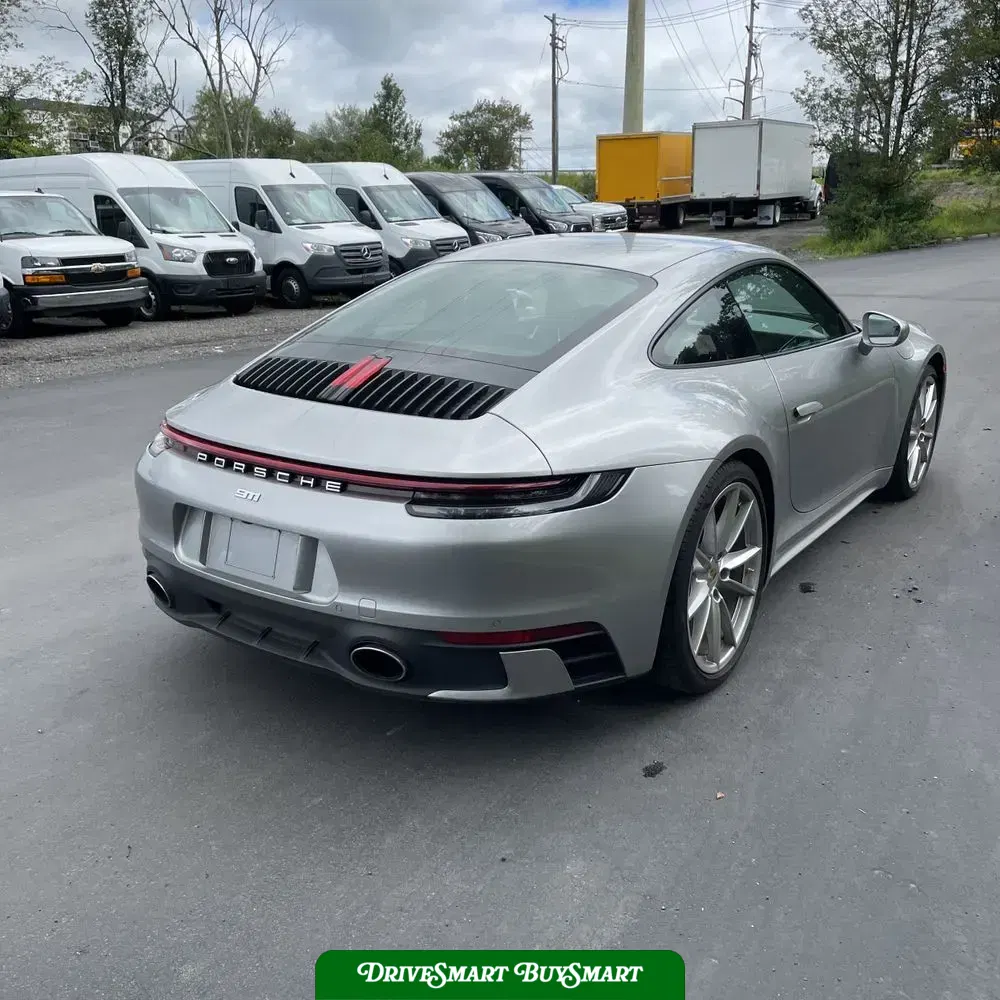 2021 Porsche 911 Carrera