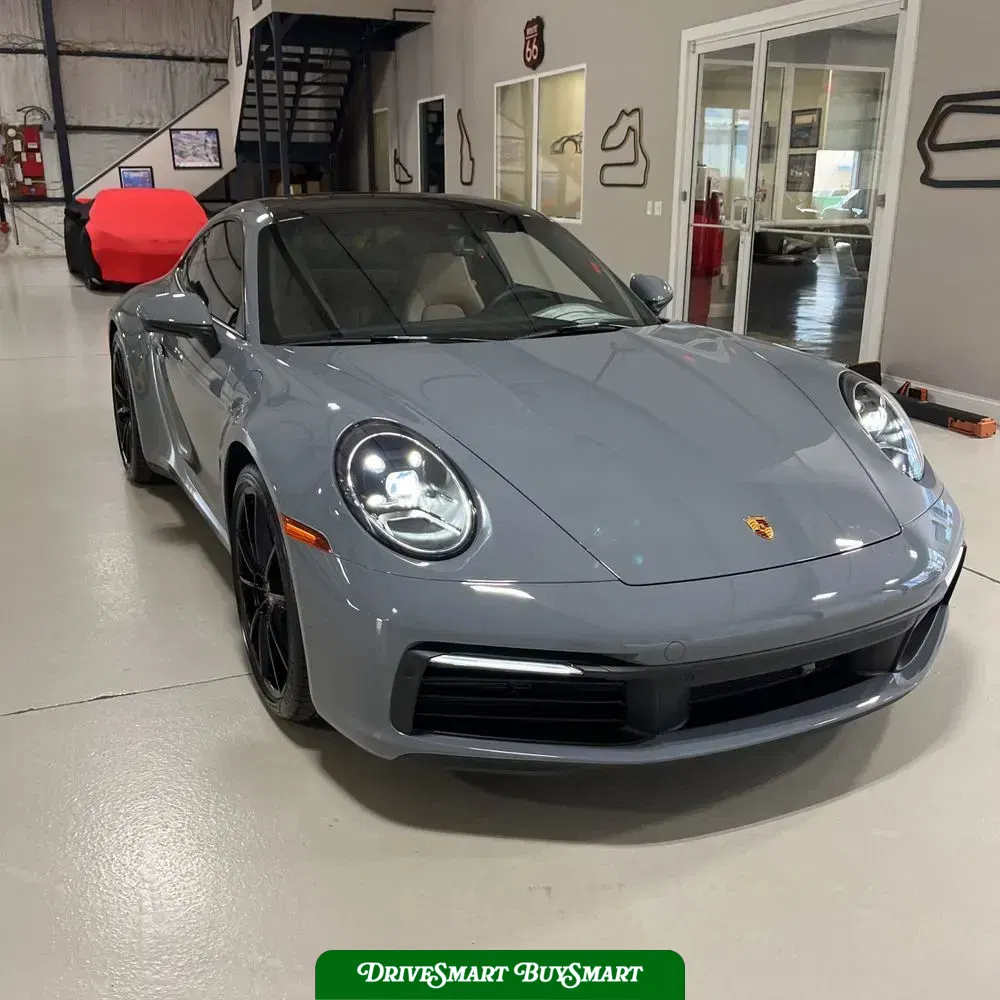 2023 Porsche 911 Carrera