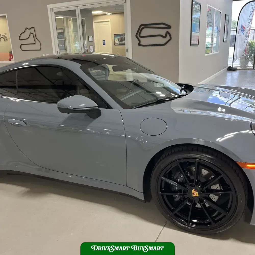 2023 Porsche 911 Carrera