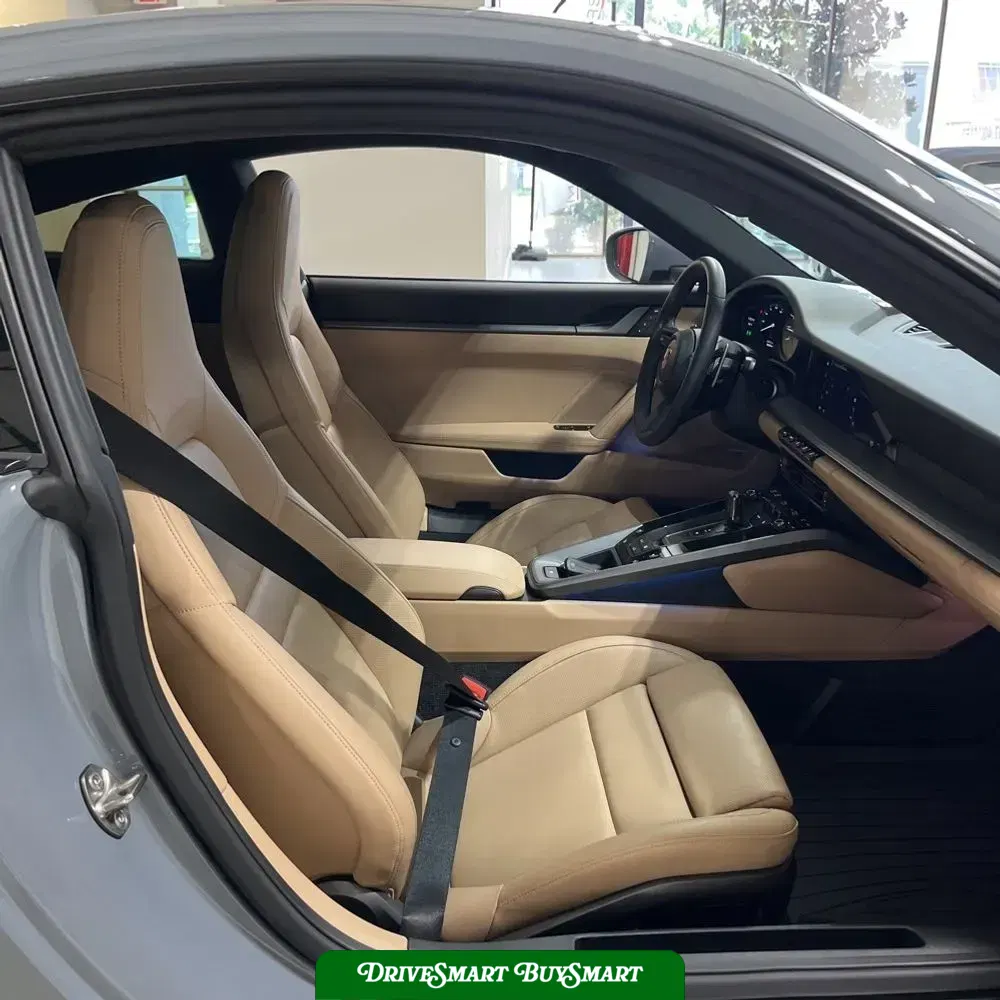 2023 Porsche 911 Carrera